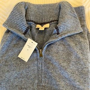 NWT Gap quarter-zip sweater size M